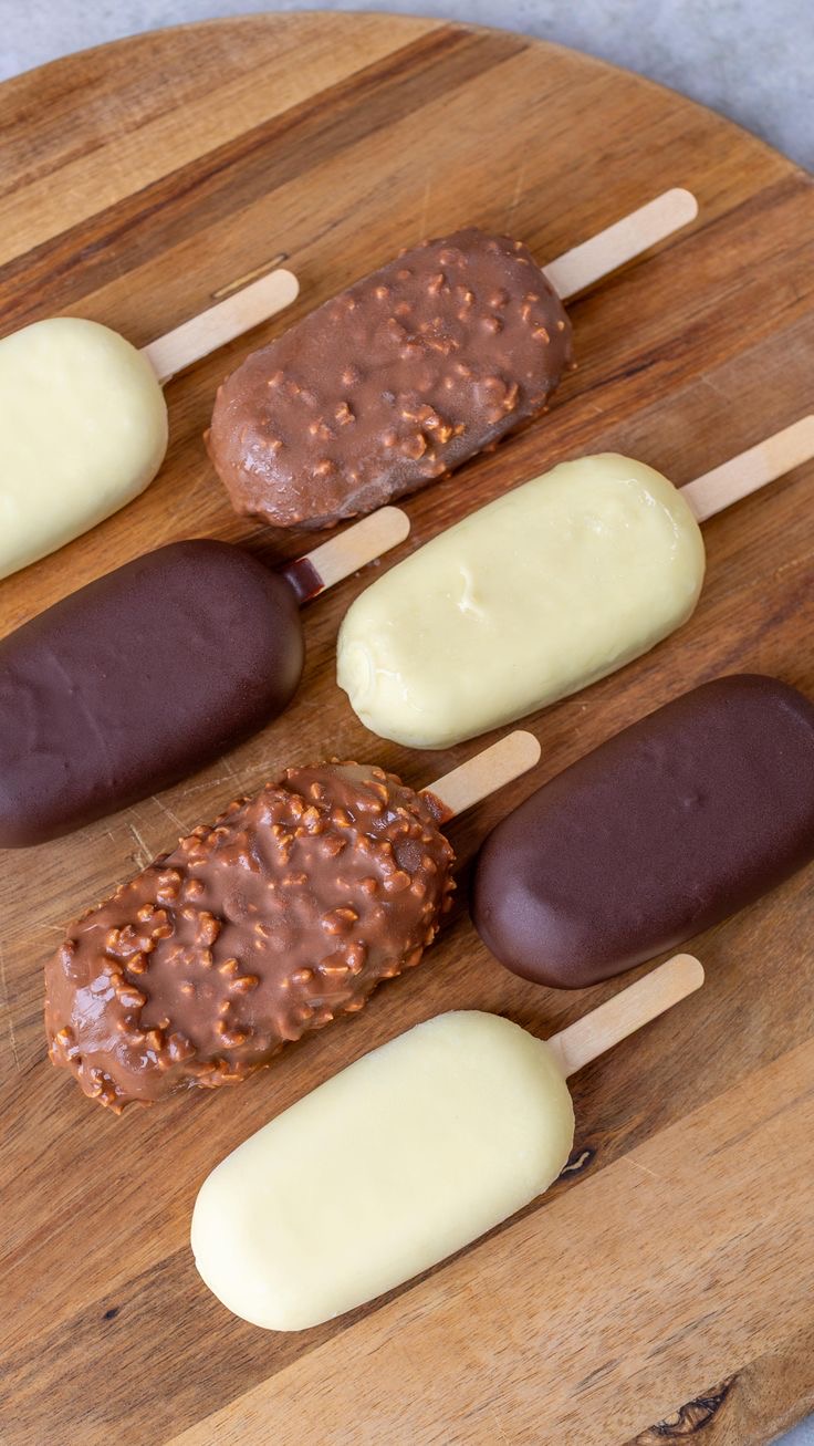 Picolés gourmet variados